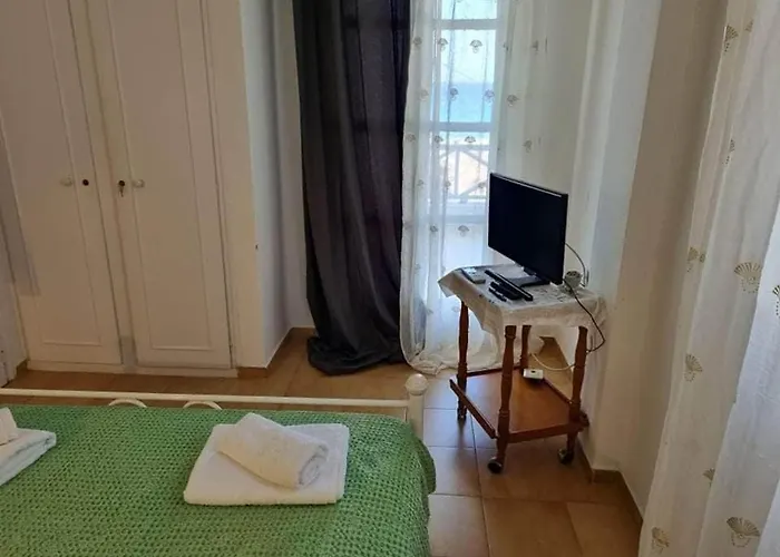 펜션 House Irini In - At 5 Mt - Super Sunset