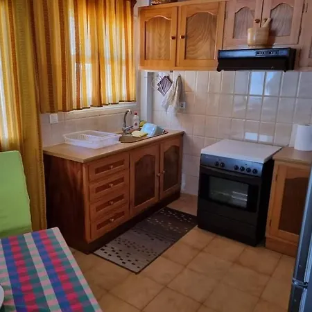 House Irini In - At 5 Mt - Super Sunset בית נופש